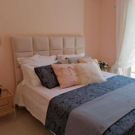 Marianna'S Luxury Apartment Саранда Экстерьер фото